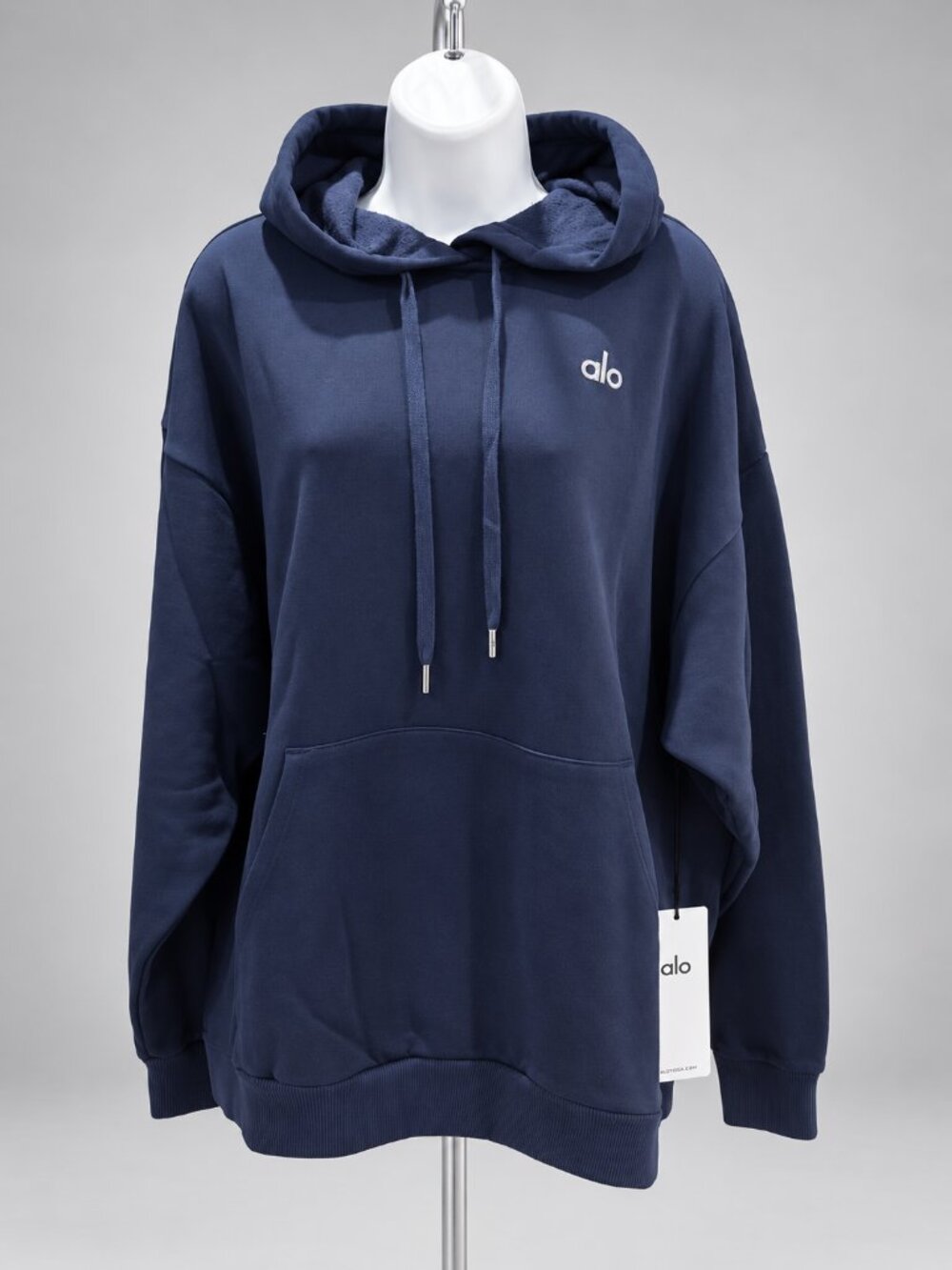 Alo Yoga Accolade Navy Blue Hoodie Pullover Sweatshirt Silver Logo